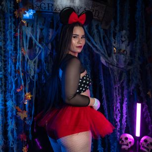 Model - Angie Roses bigboobs