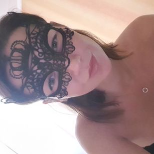 Model - Daniella sex