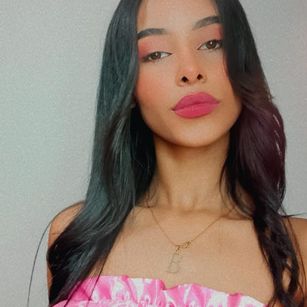 Model - AriadnaRousee pussy