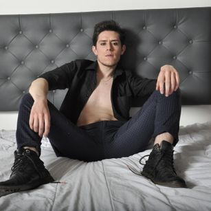 Model - Luca Dick dominant