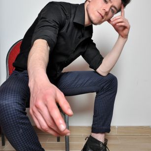 Model - Luca Dick big