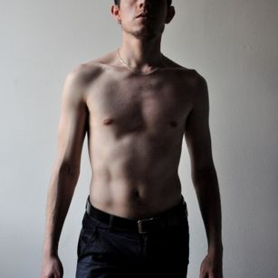 Model - Luca Dick top