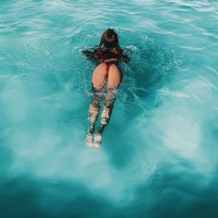 Model - DashaPink strip