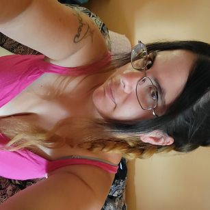 Model - Phoenix Rose thick