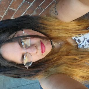 Model - Phoenix Rose milf