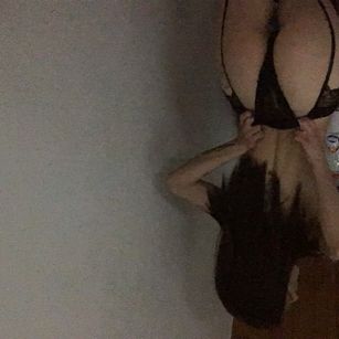 Model - Alexis Lou bdsm