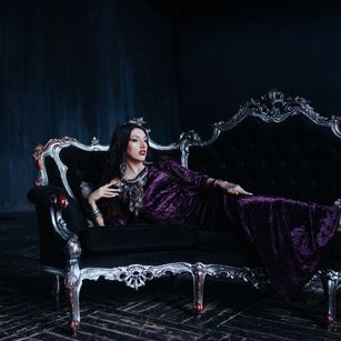 Model - Aleera domination