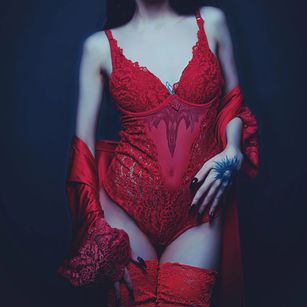 Model - Aleera skinny