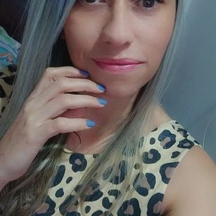 Model - Nilufer_Zali latina