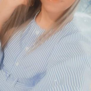 Model - Nilufer_Zali Housewife