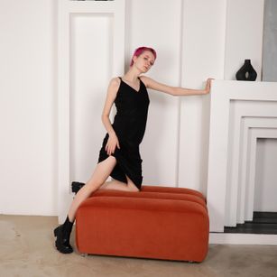 Model - Selena shaved