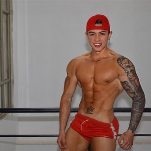 Model - Adam_Collins dance