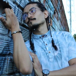 Model - Mercury Knight feet