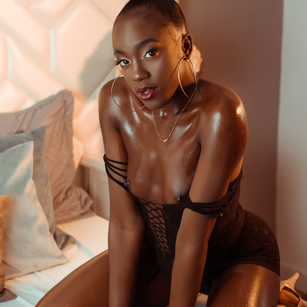 Model - CarienOlsen cuckold