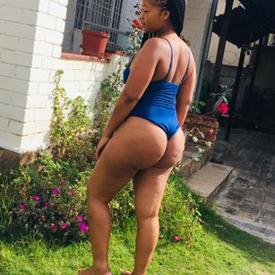 Model - SATIVAH spanking