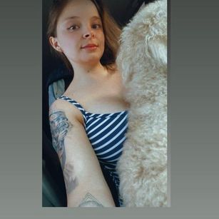 Model - Violette Keys dildo