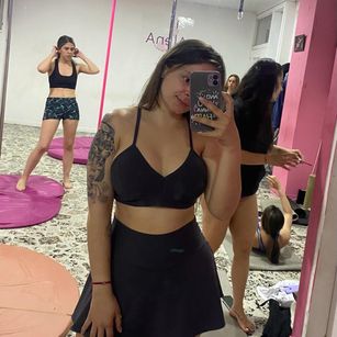 Model - Violette Keys joi