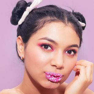 Model - AlisonSantamaria bigboobs