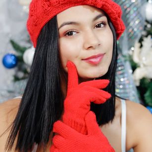 Model - AlisonSantamaria toys