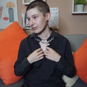 Model - Guitarandangel sexy