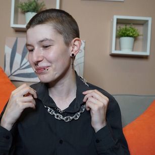 Model - Guitarandangel pussy