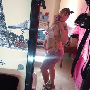 Model - AngelyDirtySquirt toys