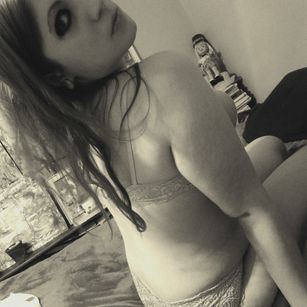 Model - Rosie Posie 7 curvy