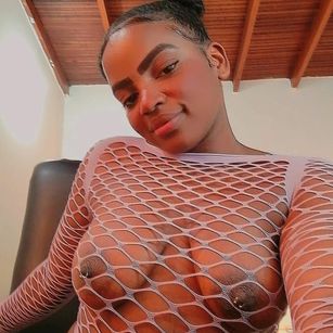 Model - Naome_palmer LOVENSE