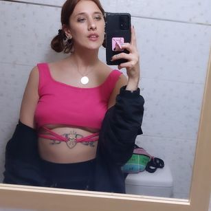 Model - Helen and the wolfxx stockings