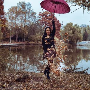 Model - BeckyShine bigboobs