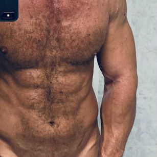 Model - Leonardosa sexy