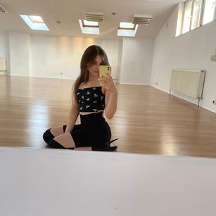 Model - Anasteisha slim