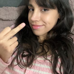 Model - mariposa pantyhose