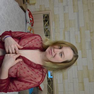 Model - MollyTWO bigtits