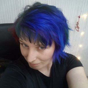 Model - MollyTWO new