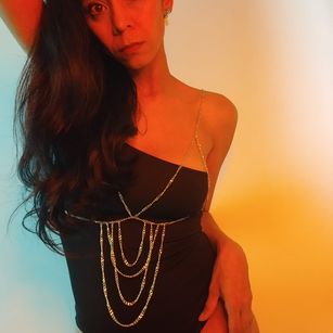 Model - Raquel Cruz skinny