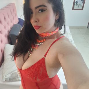 Model - Top_and_bottom42 latinas