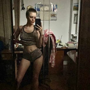 Model - Goddess pussywet