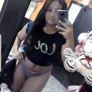 Model - Sthephannye milk