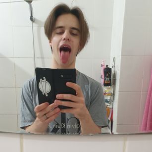 Model - Nicky Licky toys