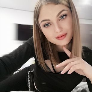 Model - Princess Diana natural