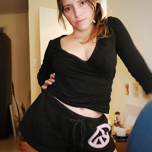 Model - Lucia Jovencita