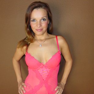 Model - Brunette_Candy 1