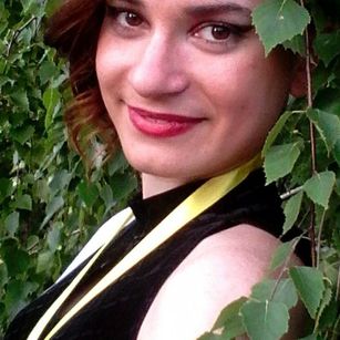 Model - Gentle Nicole delicate