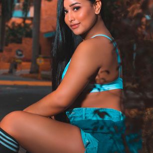 Model - Abby Marshall anal