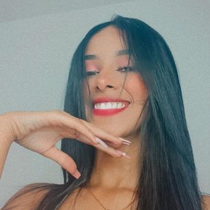 Model - AriadnaRousee latina