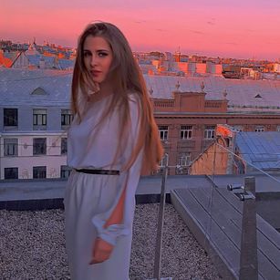 Model - Katrin_fox heels