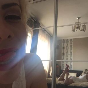 Model - Erika Sells 3