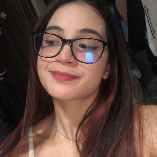 Model - Alana squirt