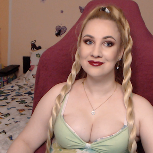 Model - Miss Lexy Gold feet